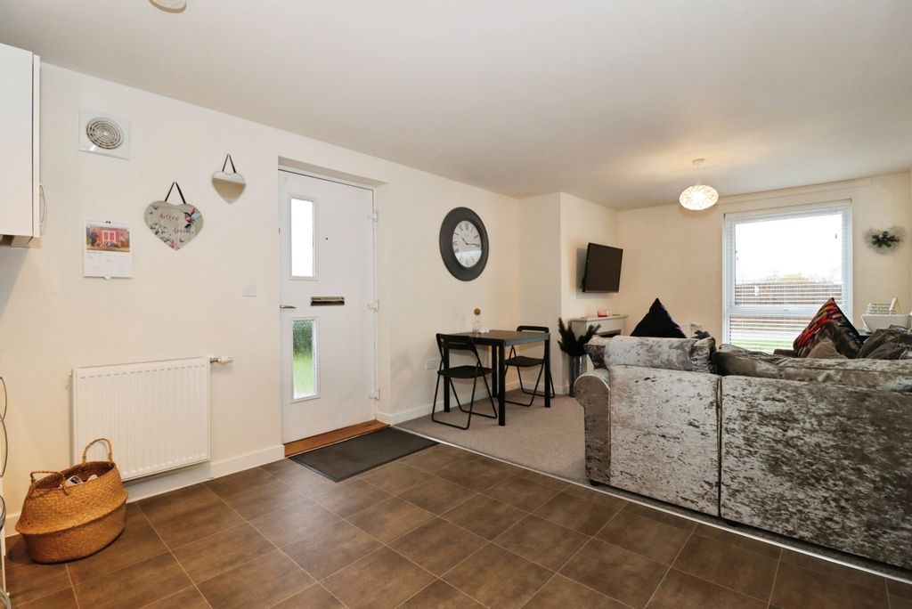 1 bed flat for saleDowsell Way, Yate, Bristol, Gloucestershire BS37 photo 4