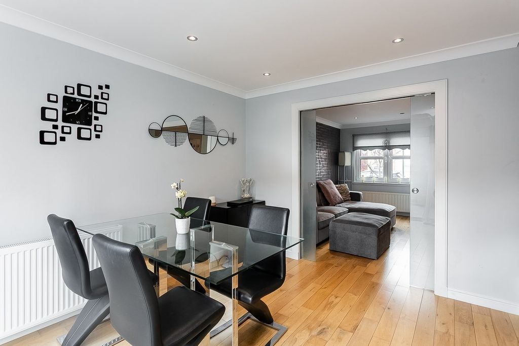Additional image 5 of 4 bed semi-detached house for saleFernieside Place, Edinburgh EH17
