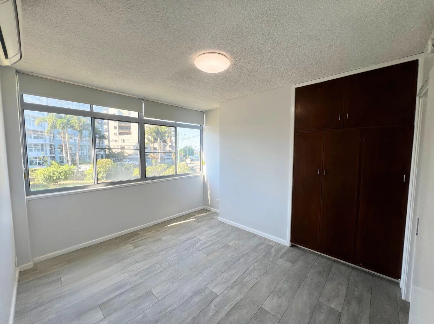 Additional image 8 of 4/73 Marine Parade, Redcliffe QLD 4020