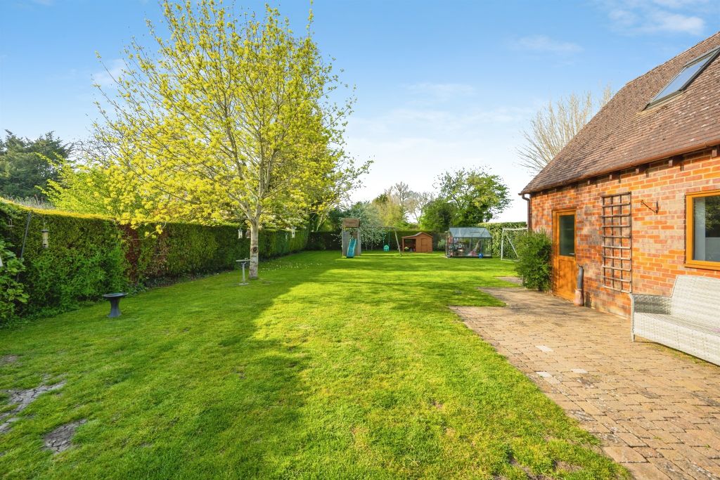 Additional image 29 of 4 bed detached house for saleMarroway, Weston Turville, Aylesbury HP22