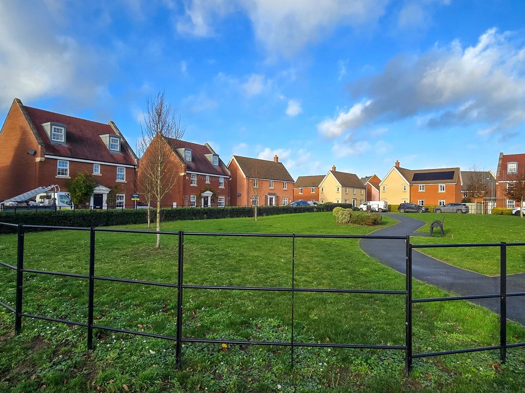 Additional image 31 of 4 bed detached house for saleNuthatch Way, Attleborough NR17