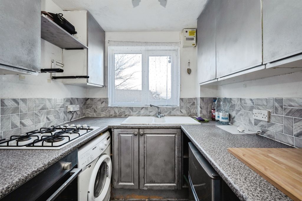 Additional image 6 of 1 bed maisonette for saleLon Carreg Bica, Birchgrove, Swansea SA7
