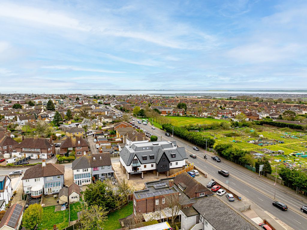 Additional image 29 of 2 bed flat for saleHall Crescent, Benfleet SS7