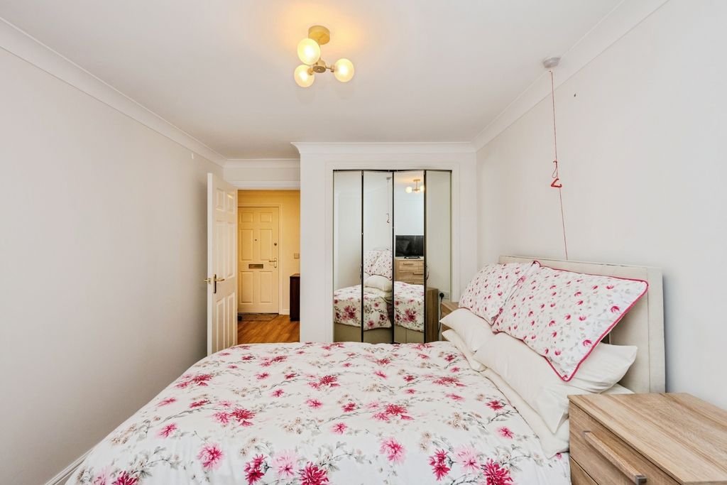 Additional image 14 of 1 bed flat for saleAlexandra Road, Gorseinon, Swansea SA4