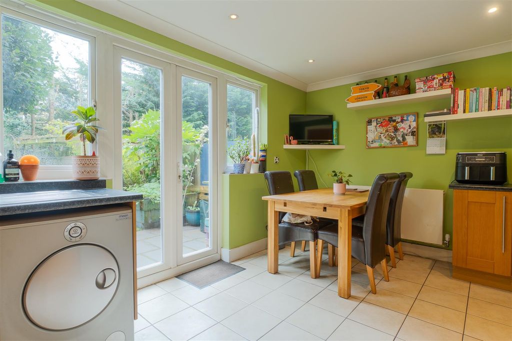 Additional image 3 of 4 bed semi-detached house for saleBridge Place, Aylesford ME20
