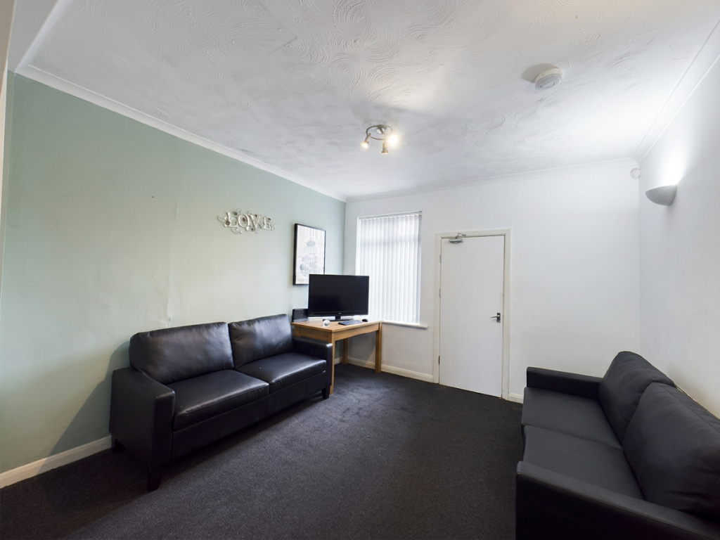 Additional image 2 of Milner Road - 4 bed, Selly Oak, West Midlands, B29