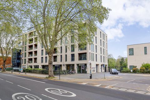 Chiswick High Road, London W4, New home, Property for sale