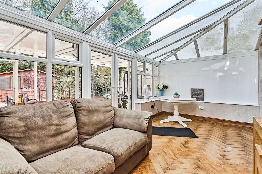 Additional image 12 of 6 bed terraced house for saleBurns Road, Wednesbury WS10