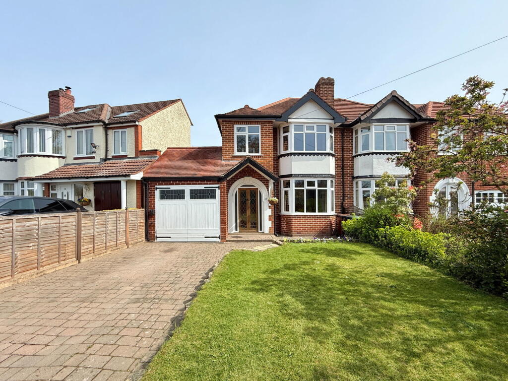 Middle Lane, Kings Norton, B38 0DY