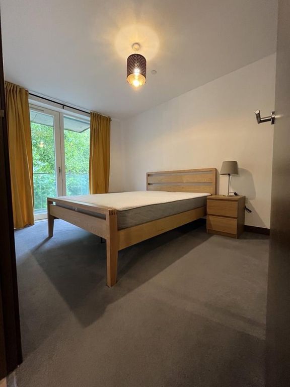 Additional image 12 of 2 bed flat for saleReading Town Centre, Berkshire RG1