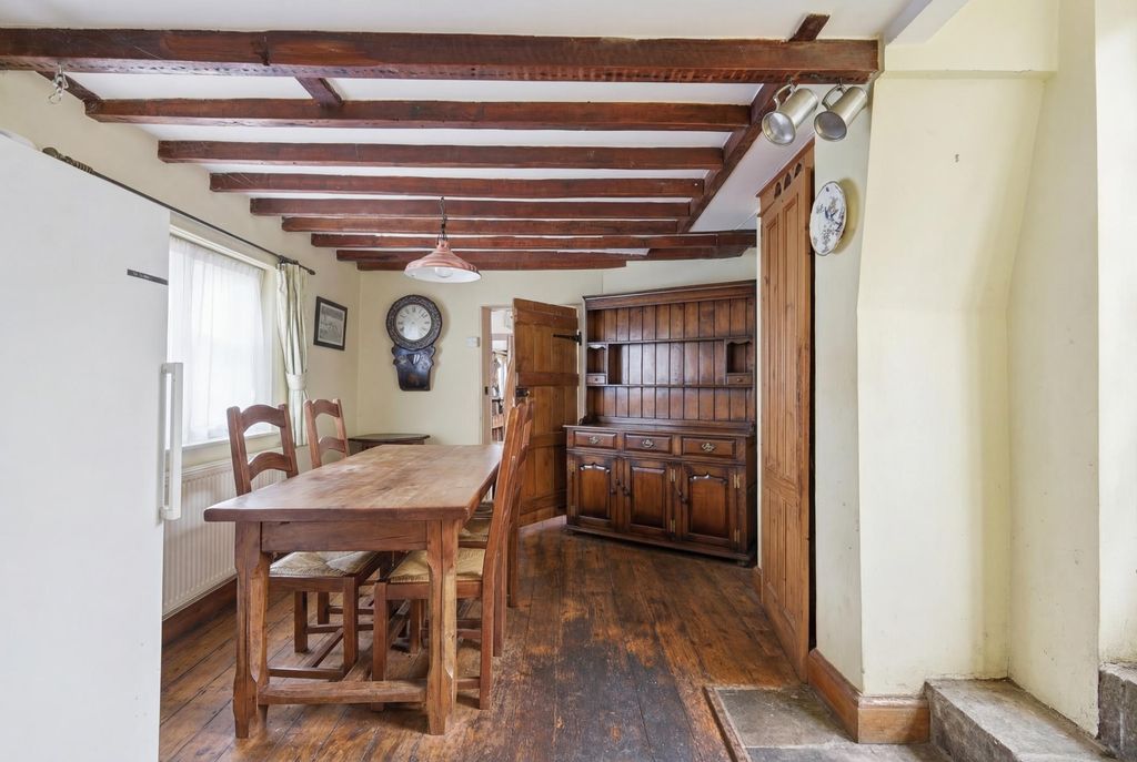 Additional image 8 of 4 bed end terrace house for saleHigh Street, Berkhamsted HP4