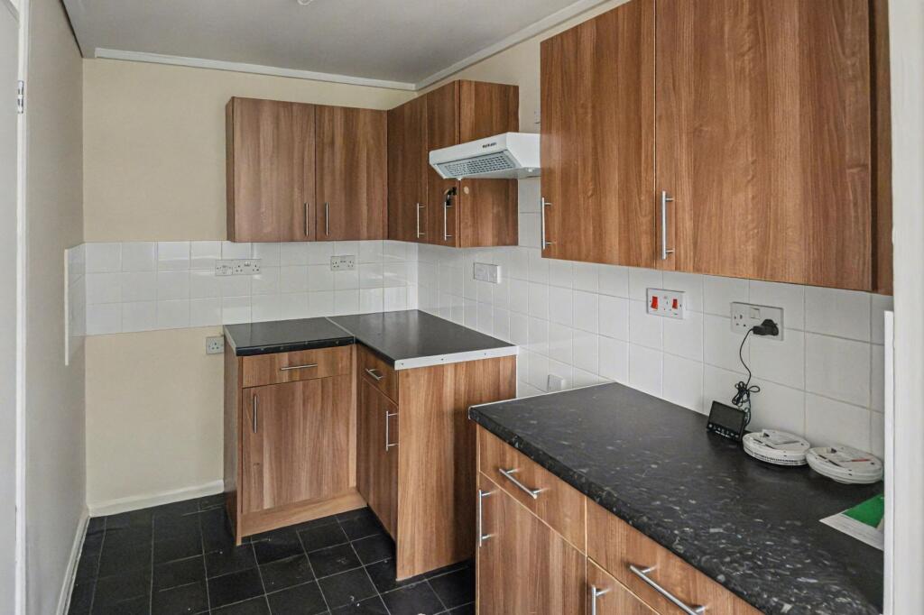 Additional image 5 of 61 Wellington Flats, Salthouse Lane, Yeovil, Somerset, BA20 1TY