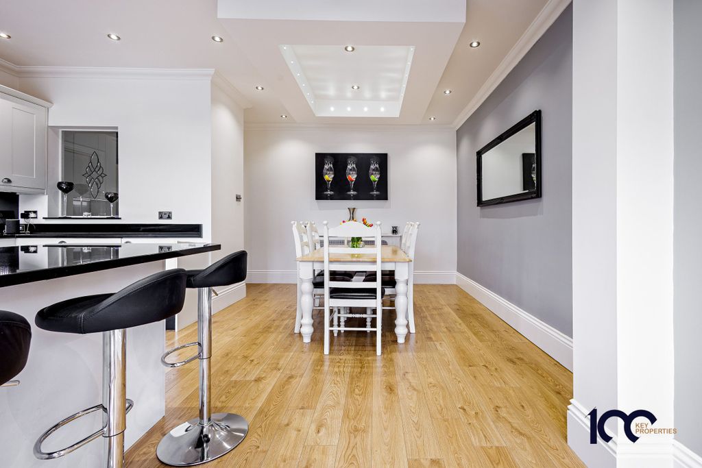 Additional image 9 of 2 bed semi-detached house for saleCrystal Avenue, Hornchurch RM12
