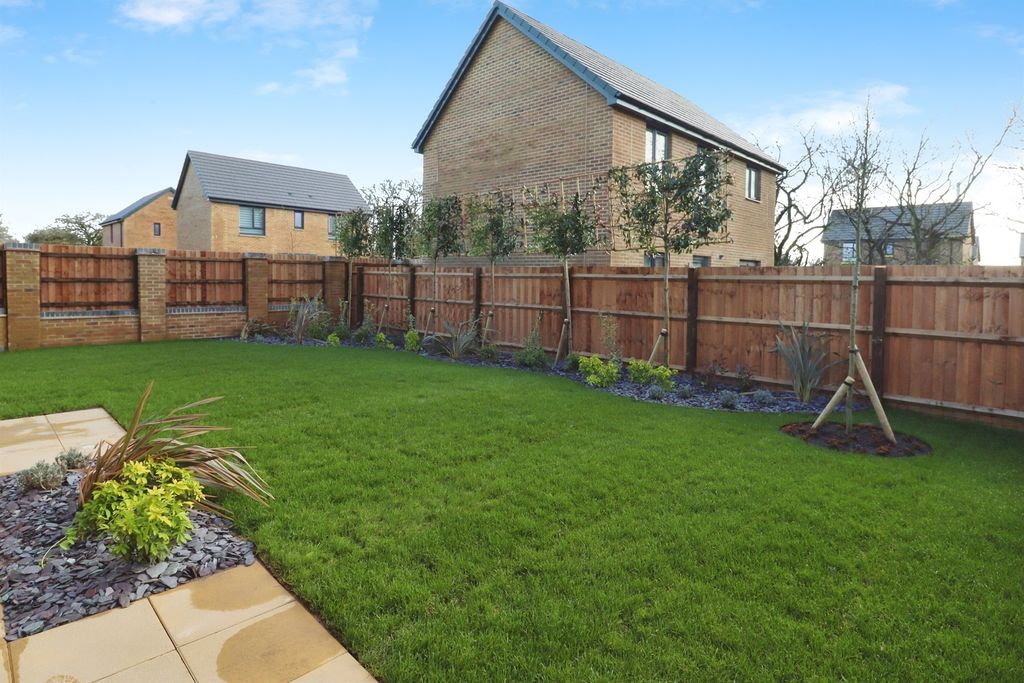 Additional image 5 of 4 bed detached house for saleKings Drive, Cardiff CF3