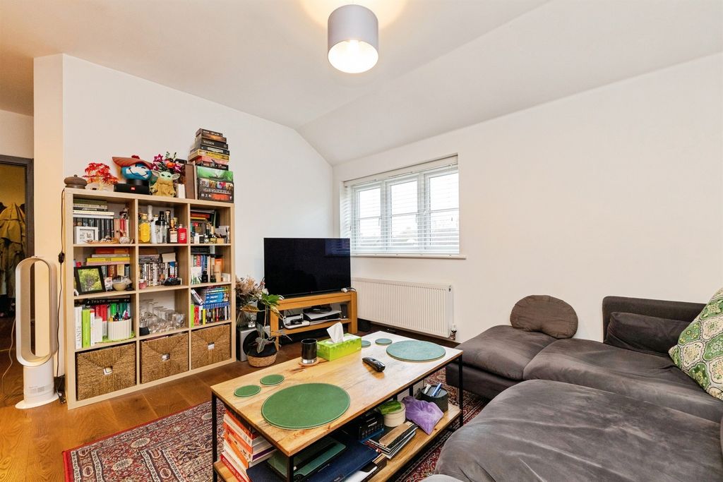 Additional image 9 of 1 bed property for saleArbury Place, Baldock SG7