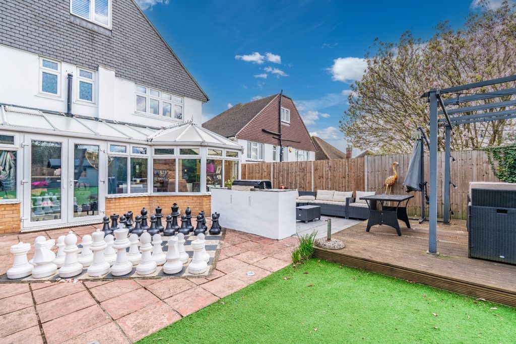 Additional image 36 of 5 bed detached house for saleGravel Hill Close, Bexleyheath, Kent DA6