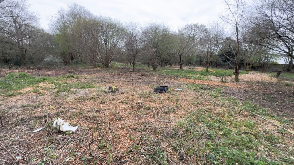 Additional image 3 of Land for saleHearsey Gardens, Blackwater, Camberley GU17