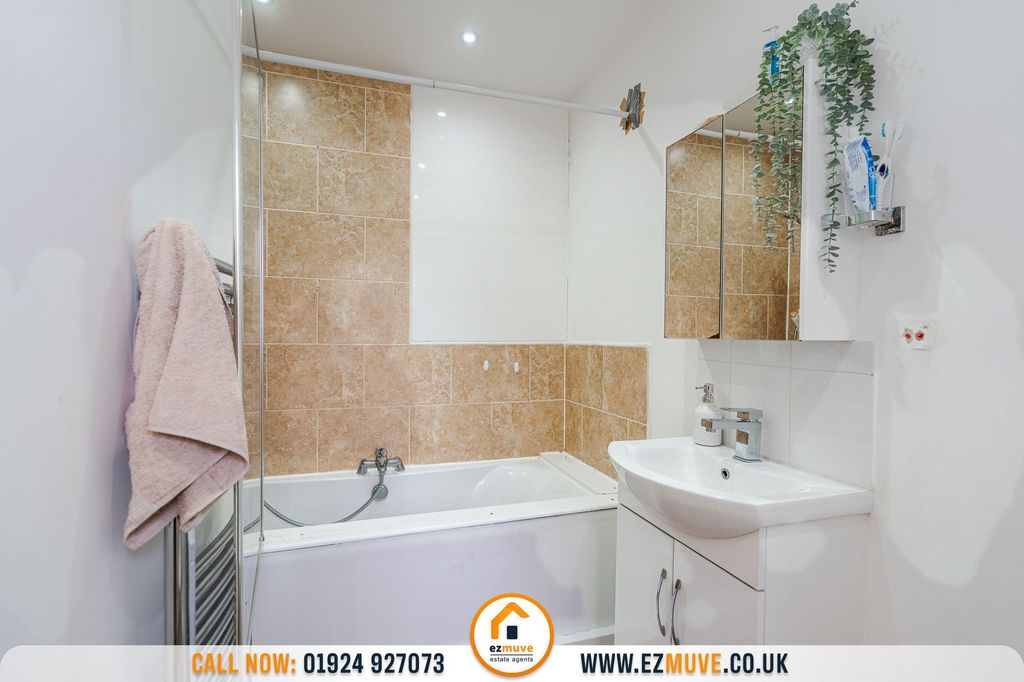 Additional image 8 of 2 bed flat for saleAlder Mews, Batley WF17