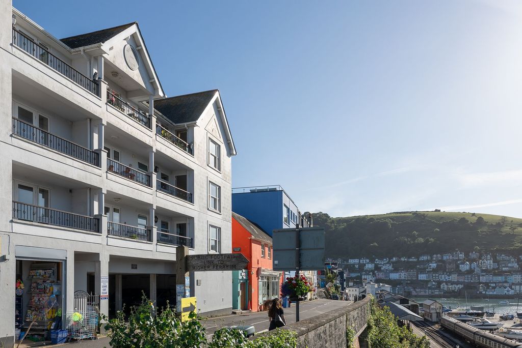 Additional image 3 of 3 bed flat for sale2 Marina View, Kingswear, Devon TQ6