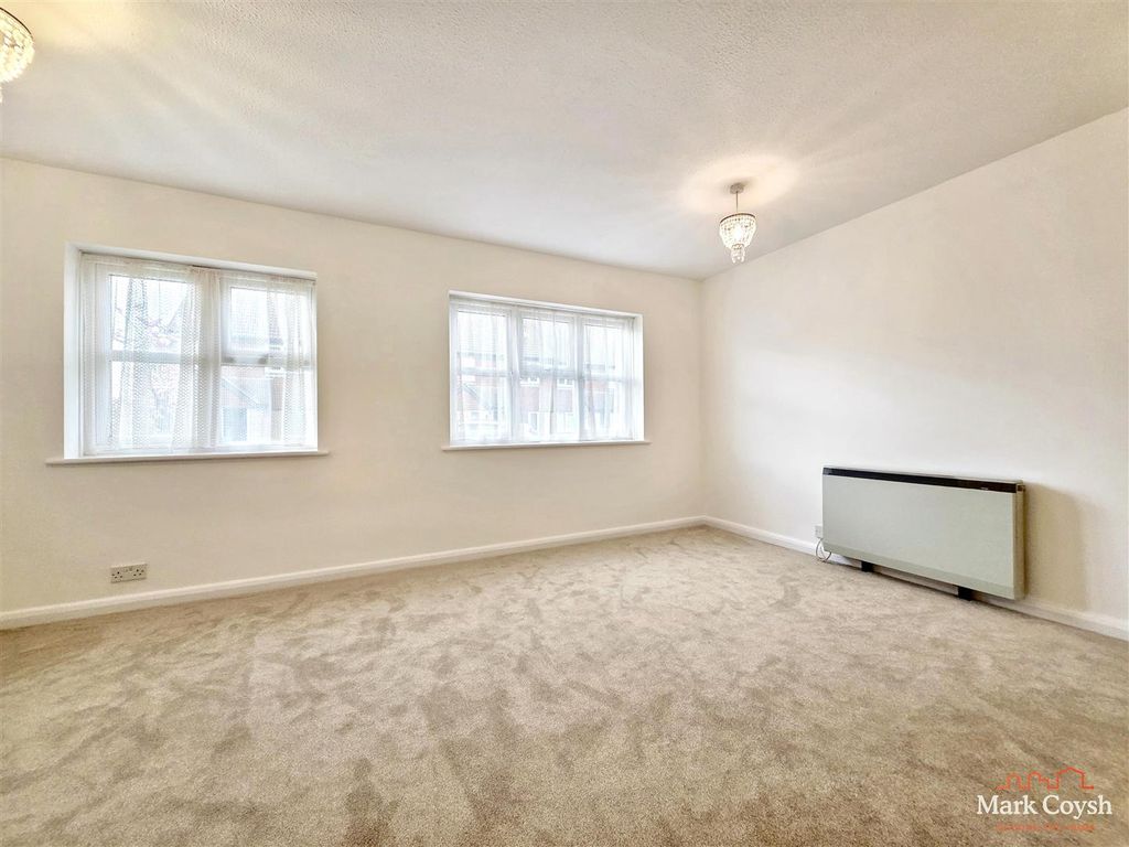Additional image 2 of 1 bed flat for saleWoodfield Close, Ashtead KT21