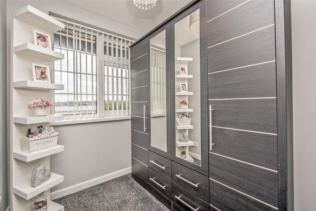 Additional image 21 of 3 bed semi-detached house for saleWhitehall Road, Wortley, Leeds LS12