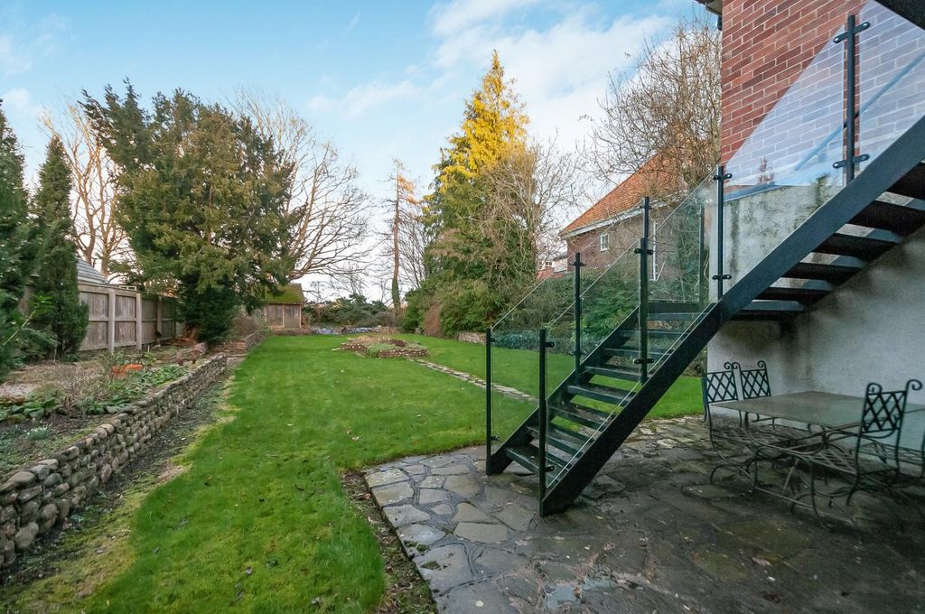 Additional image 22 of 4 bed detached house for saleThe Rockeries, 16 New Walk, Beverley HU17