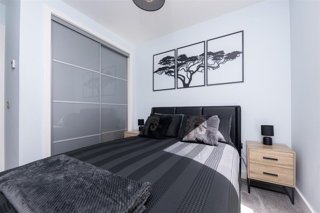 Additional image 9 of 2 bed flat for sale41 Meadow Wood Road, Inverness IV2