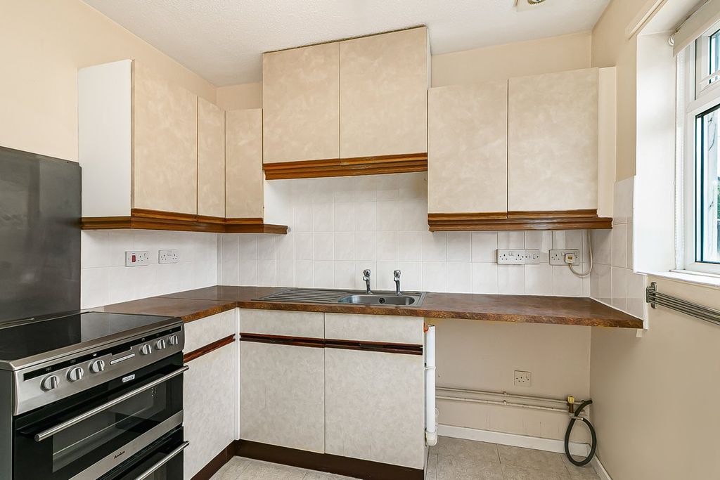 Additional image 5 of 2 bed bungalow for saleMercia Road, Baldock SG7