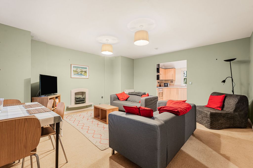 Additional image 3 of 2 bed flat for saleLady Place, Sutton Courtenay OX14