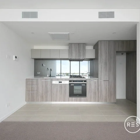 Additional image 2 of 1308/81 South Wharf Drive, Docklands VIC 3008