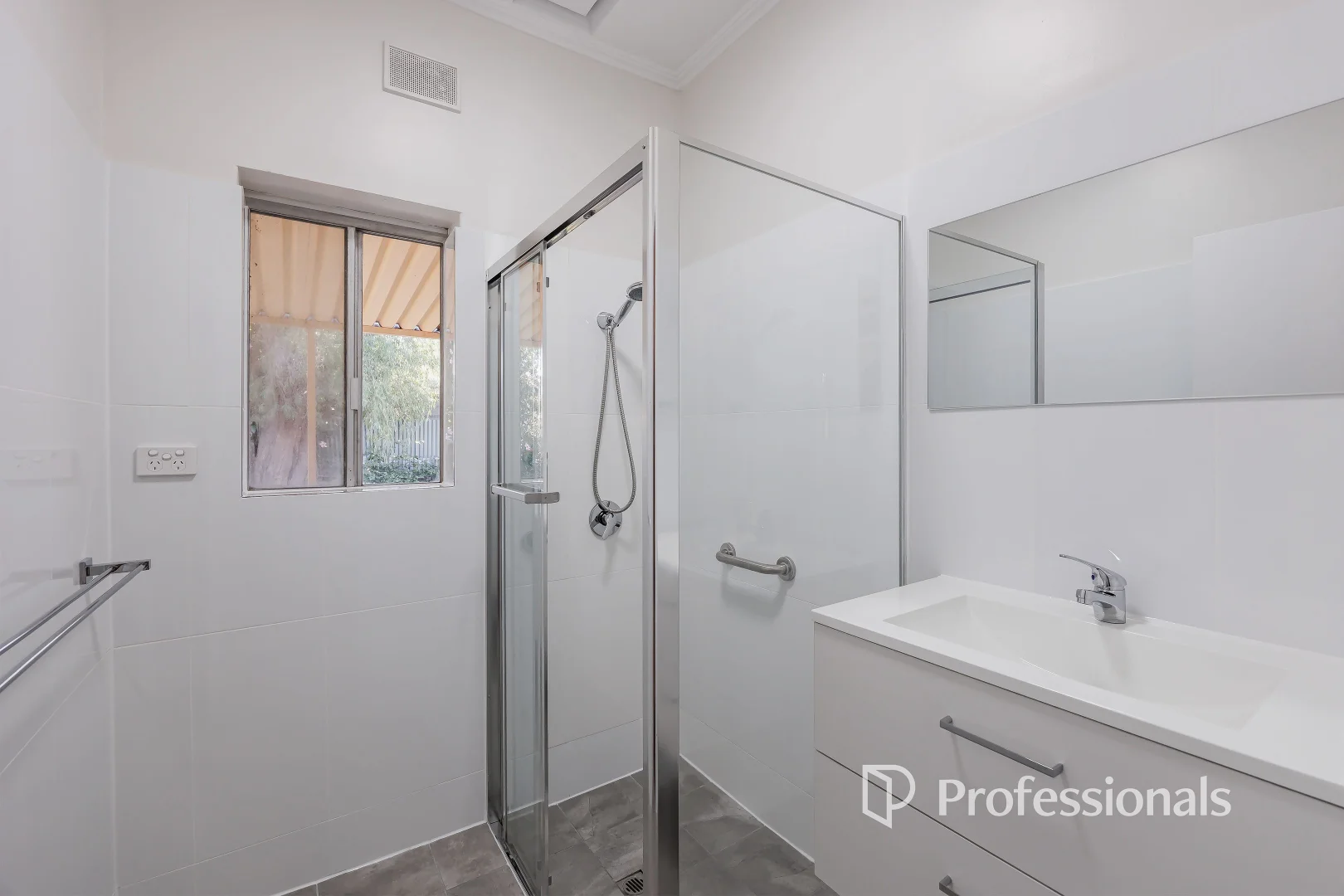 Additional image 3 of 25 Chicklade Street, Elizabeth Vale SA 5112
