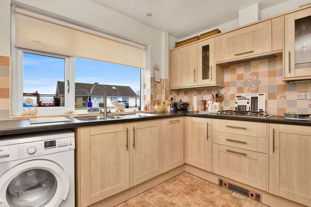 Additional image 5 of 3 bed bungalow for saleBramble Hill, Alresford, Hampshire SO24