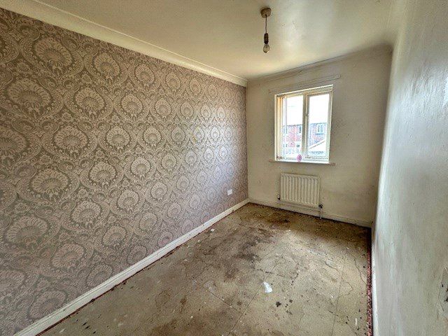 2 bed terraced house for saleSt. Johns Close, Middlesbrough, North Yorkshire TS4 photo 5