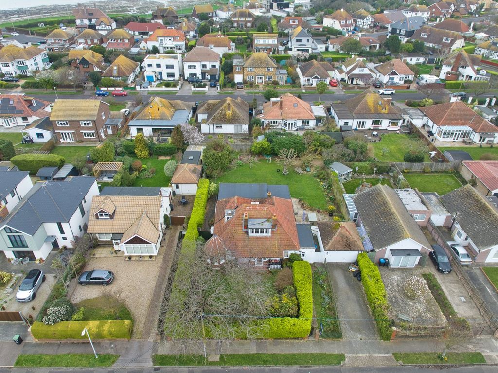 Additional image 3 of 5 bed detached house for saleHarold Road, Birchington, Kent CT7