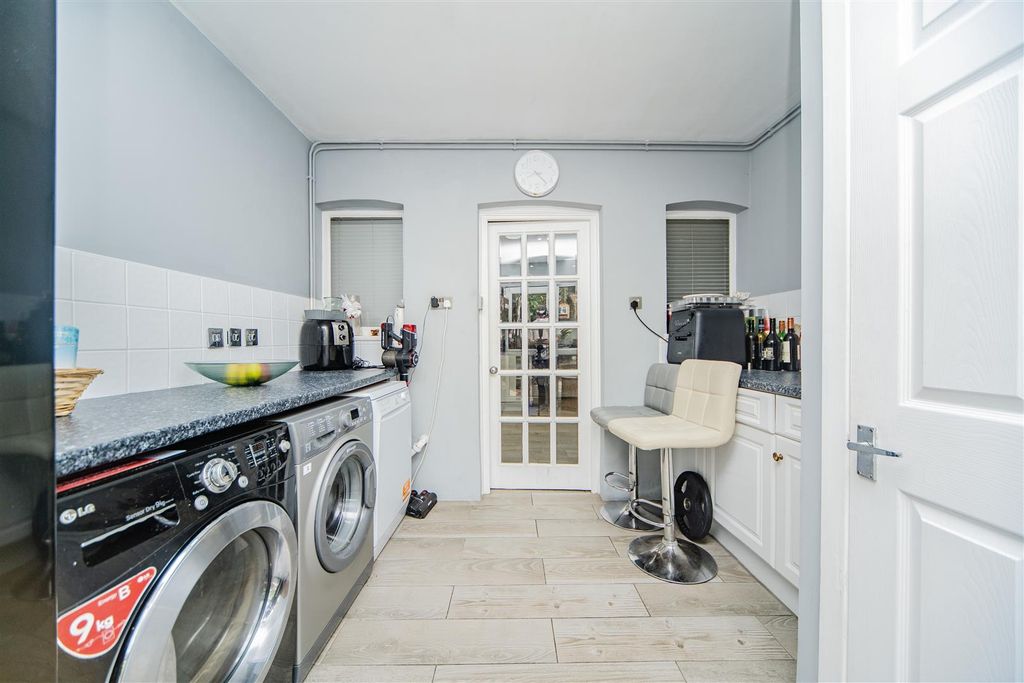 Additional image 17 of 4 bed terraced house for saleCharles Place, Barry CF62