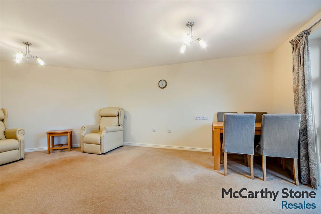 Additional image 7 of 2 bed flat for saleLady Susan Court, New Road, Basingstoke RG21