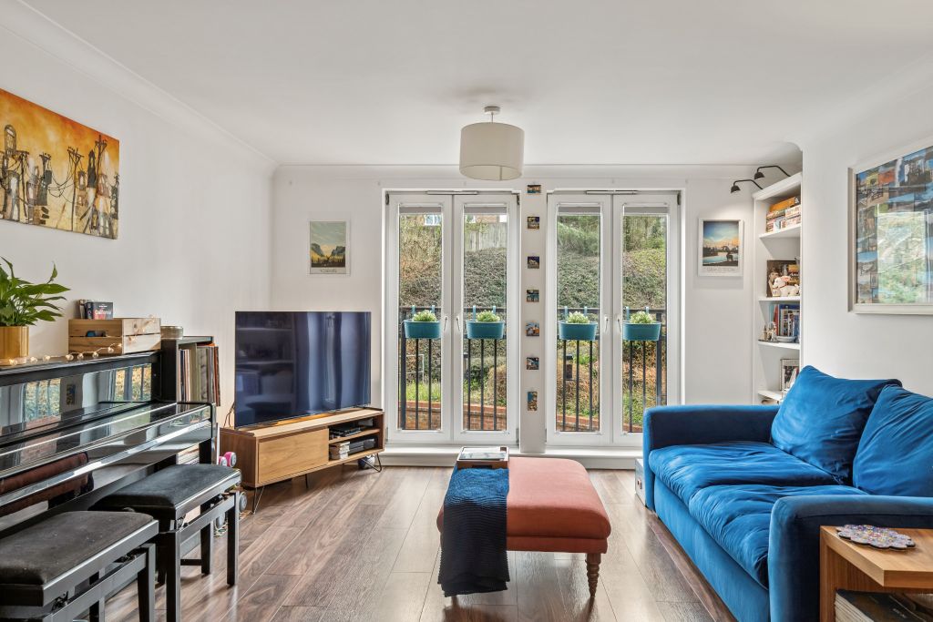 Additional image 2 of 2 bed flat for saleGilbert Scott Court, Whielden Street, Amersham HP7