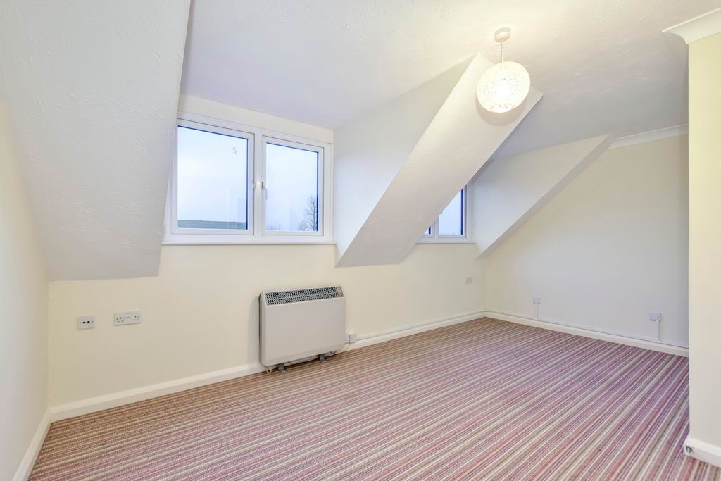 Additional image 2 of 1 bed property for saleThe Crescent, Abbots Langley WD5