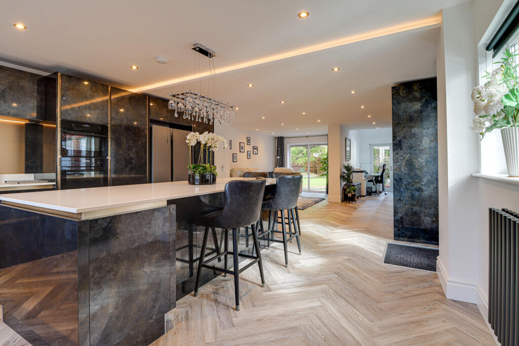 Additional image 2 of Halifax Close, Bricket Wood, St. Albans, AL2