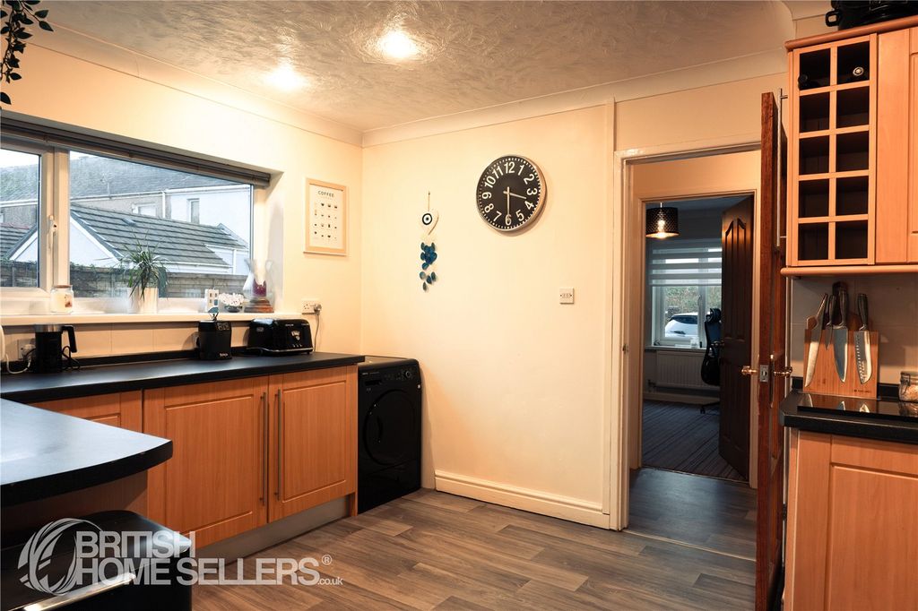 Additional image 7 of 4 bed detached house for salePantyffynnon Road, Ammanford, Carmarthenshire SA18