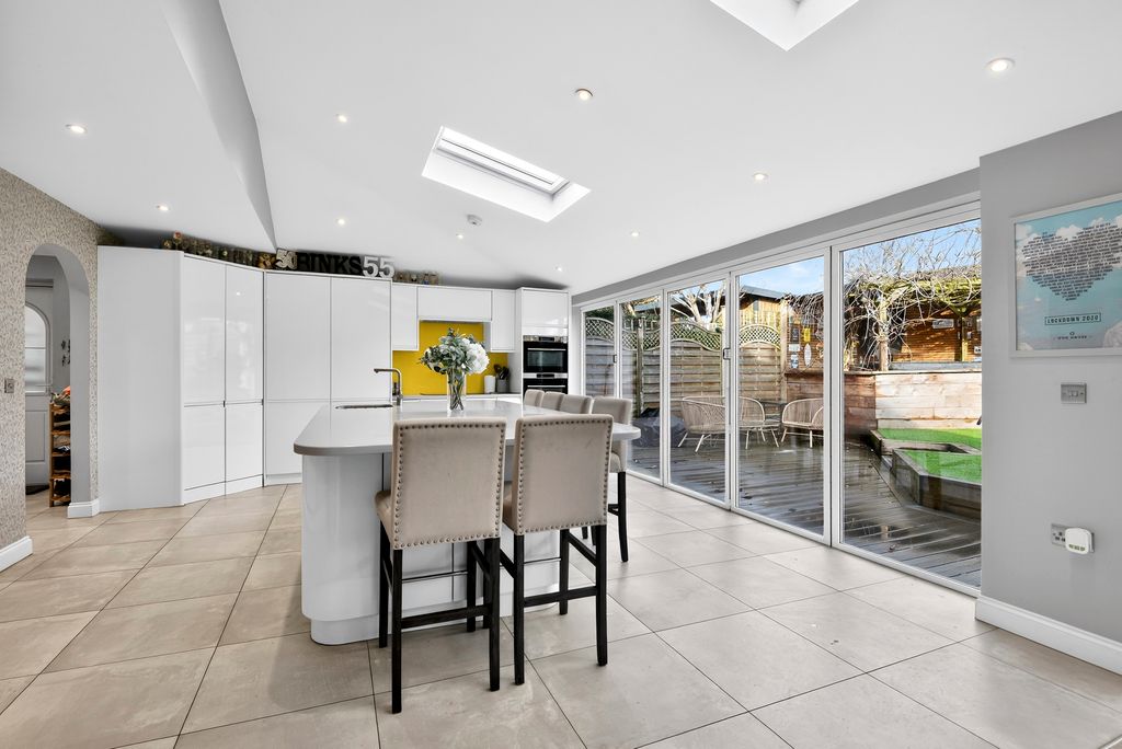 Additional image 5 of 5 bed detached house for saleThe Avenue, Biggleswade SG18