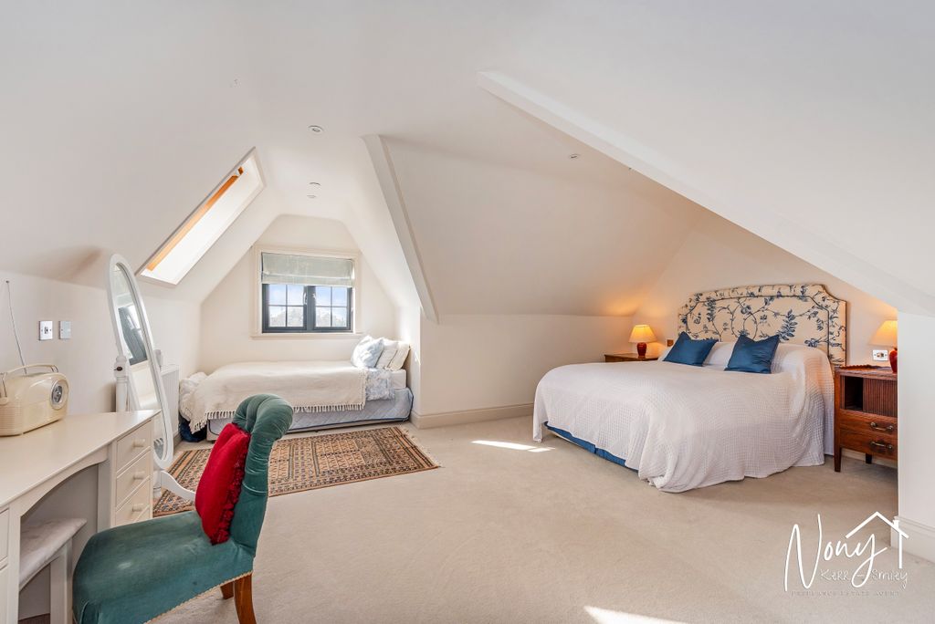 Additional image 27 of 4 bed detached house for saleStiles Yard, Alresford SO24