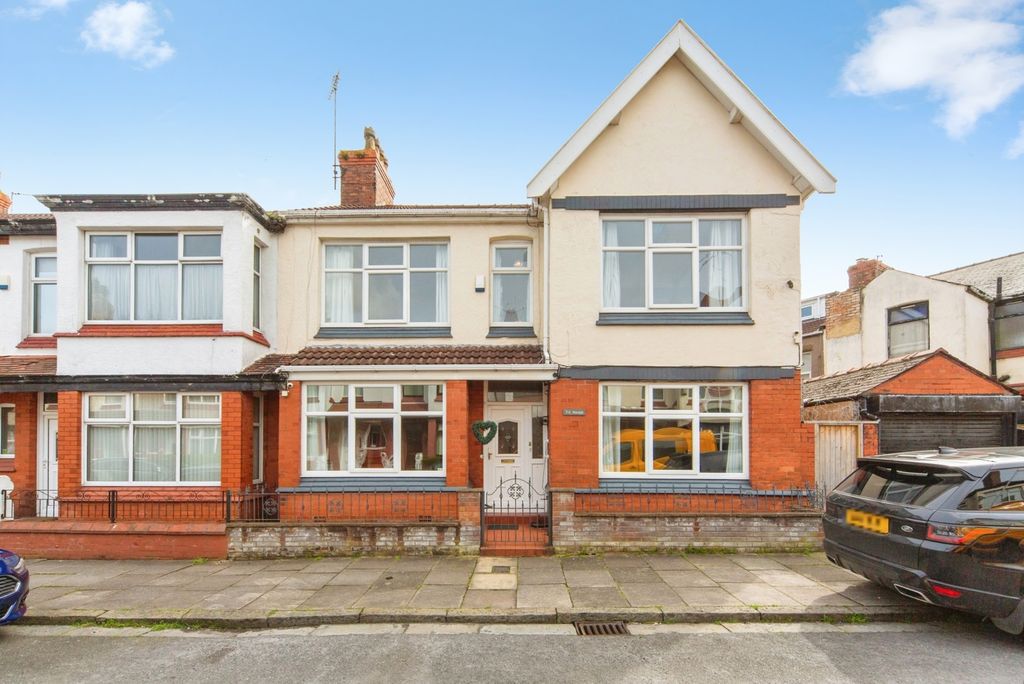 4 bed end terrace house for saleKingsdale Avenue, Birkenhead CH42