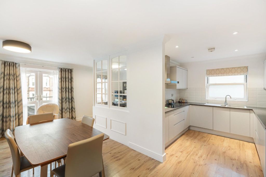 Additional image 8 of 2 bed flat for saleKemerton Road, Beckenham BR3