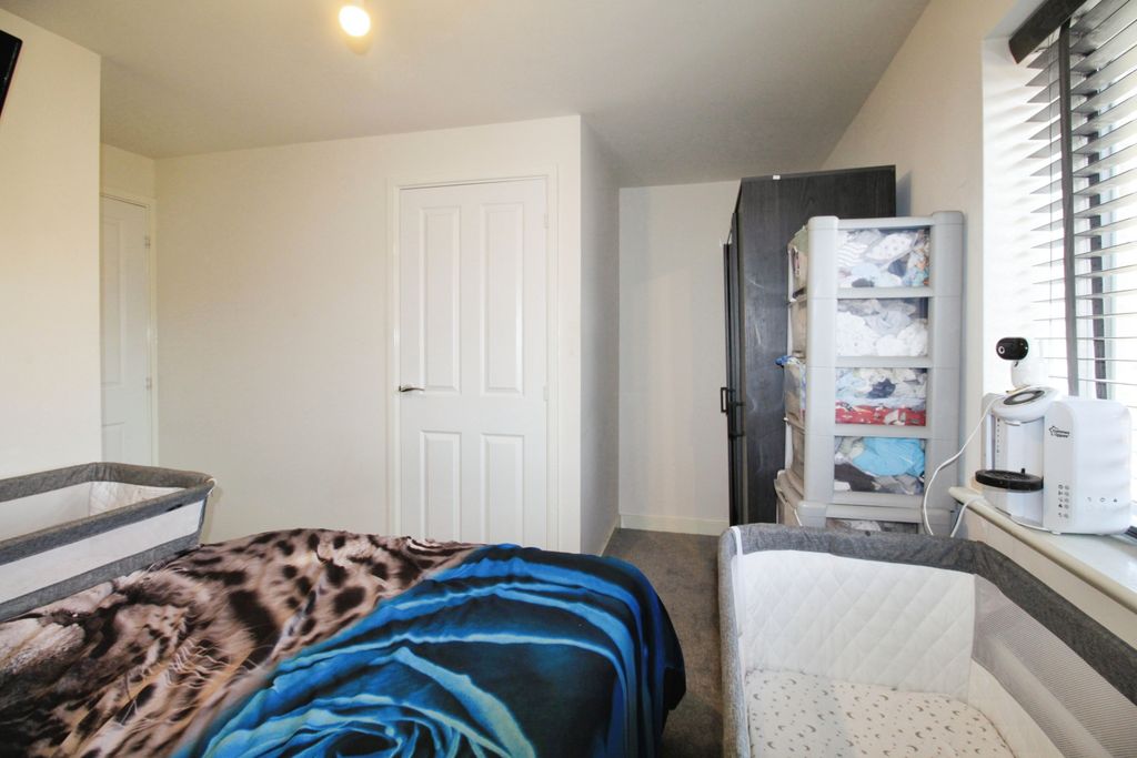 Additional image 10 of 2 bed flat for saleClyde Street, Hull HU3