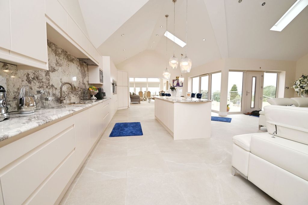 Additional image 9 of 3 bed bungalow for saleCliff Lane, Brierley, Barnsley S72