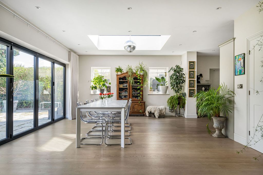 Additional image 7 of 5 bed detached house for saleHarriotts Lane, Ashtead KT21