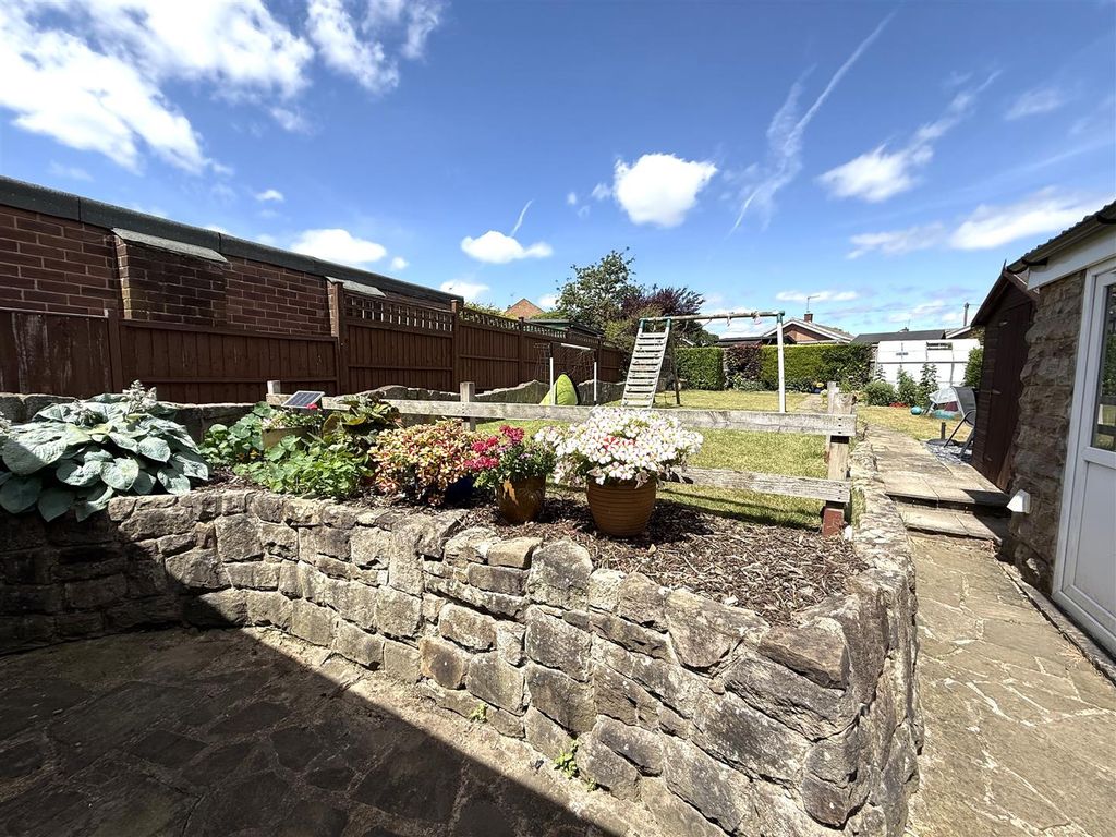 Additional image 20 of 4 bed detached house for saleDovedale Crescent, Belper DE56