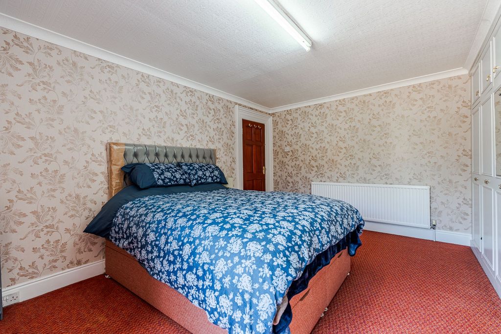 Additional image 16 of 5 bed detached house for saleTrack Road, Batley WF17