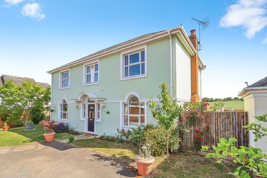 Additional image 4 of 5 bed detached house for saleGoldcrest, Aylesbury HP19